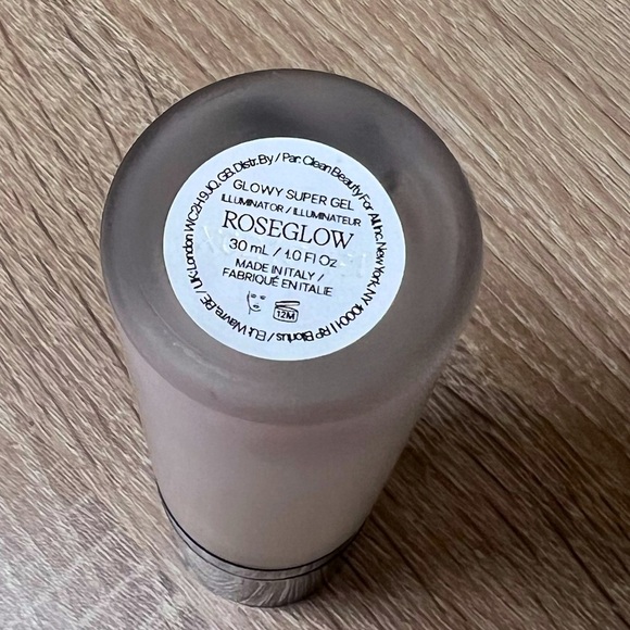 Saie Glowy Super Gel Lightweight Dewy Multipurpose Illuminator | New Without Box - Picture 4 of 5